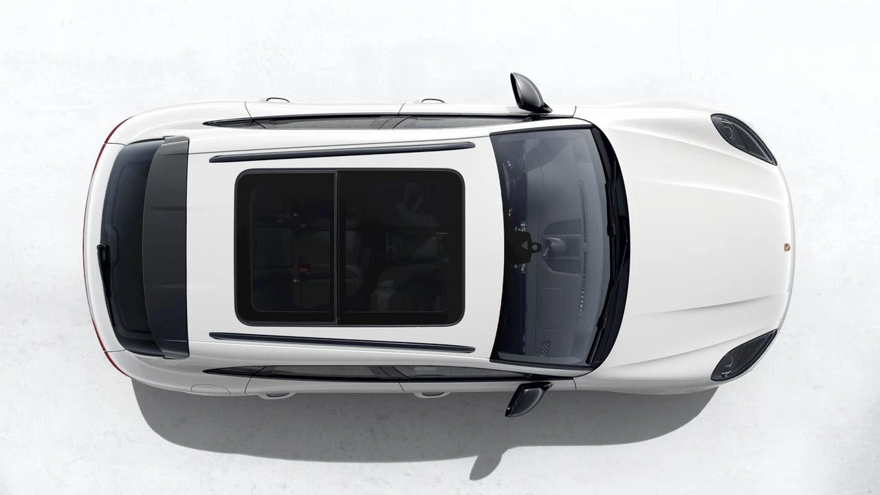 2026 Porsche Macan T - Image 5 of 10