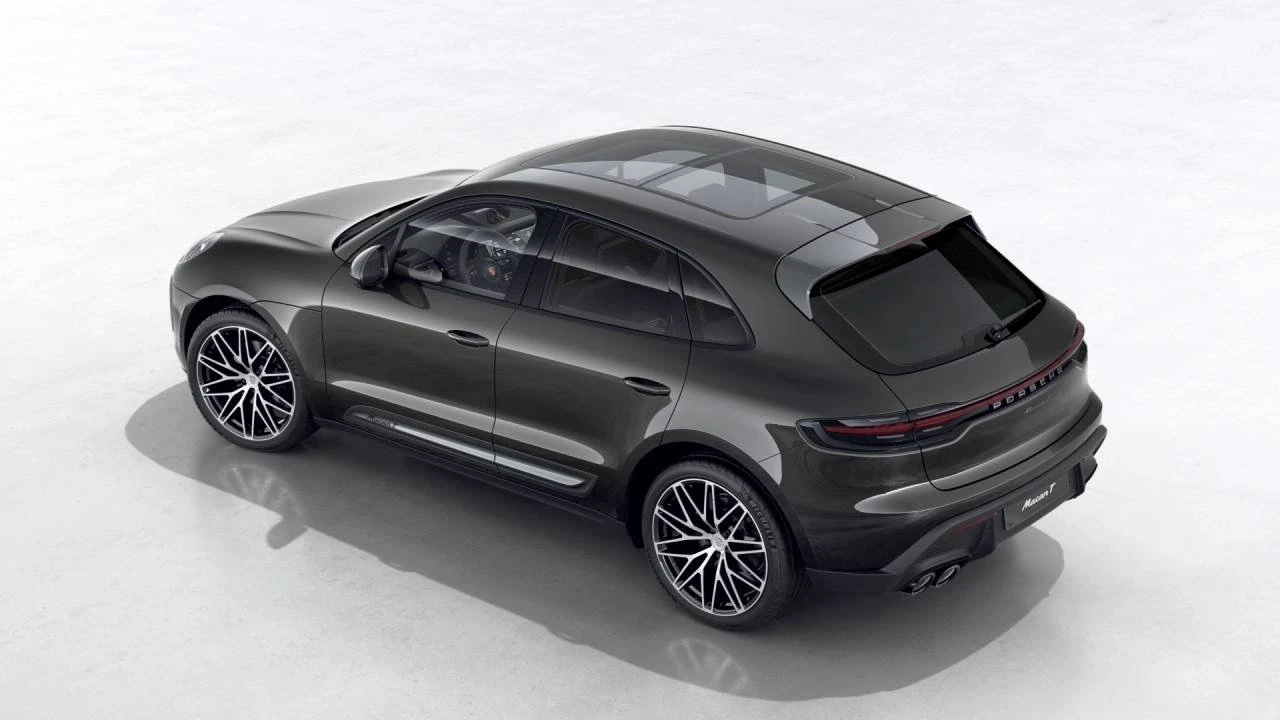 2026 Porsche Macan T - Image 4 of 10