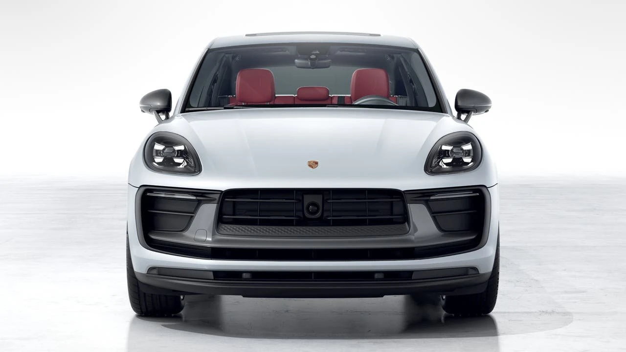 2026 Porsche Macan T - Image 8 of 10