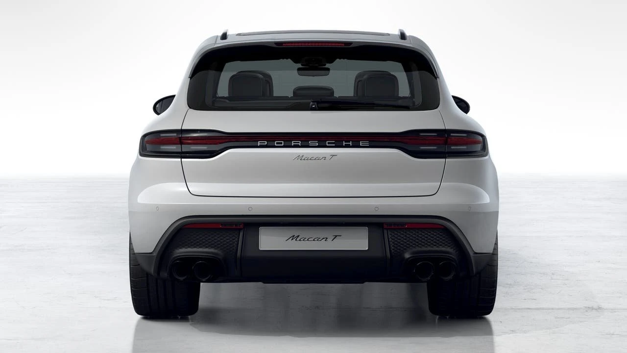 2026 Porsche Macan T - Image 7 of 10