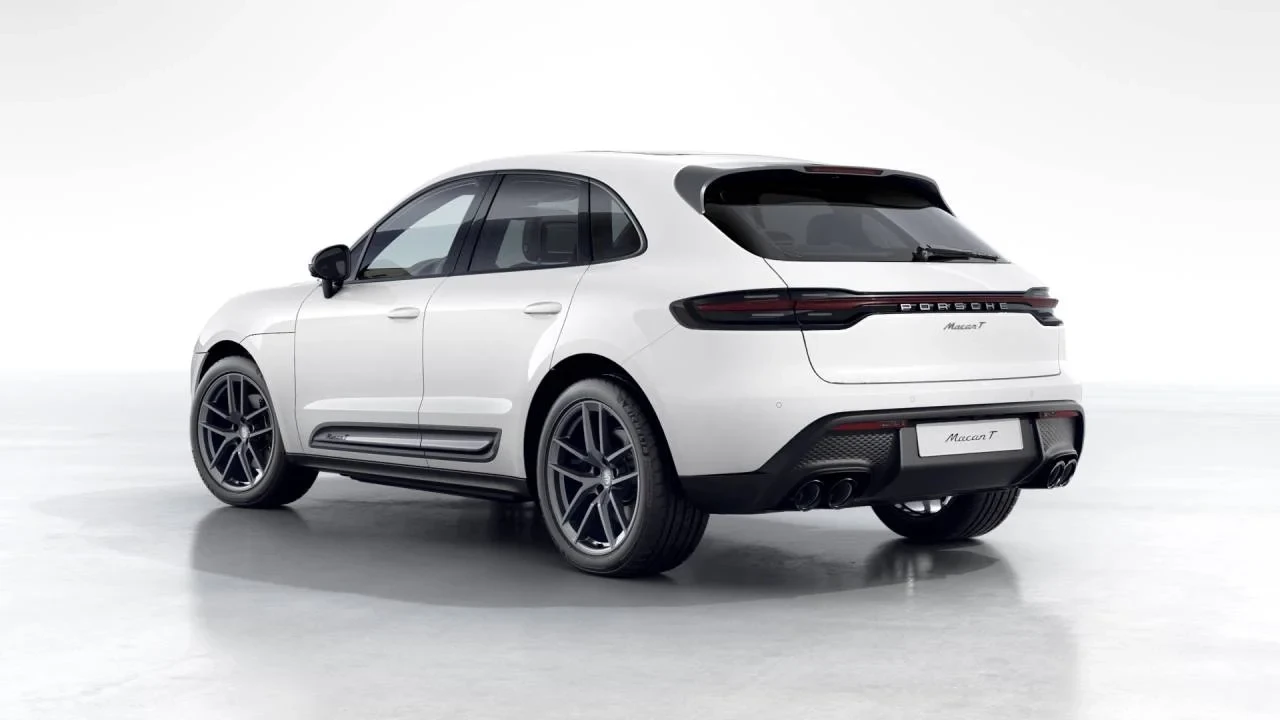 2026 Porsche Macan T - Image 3 of 10