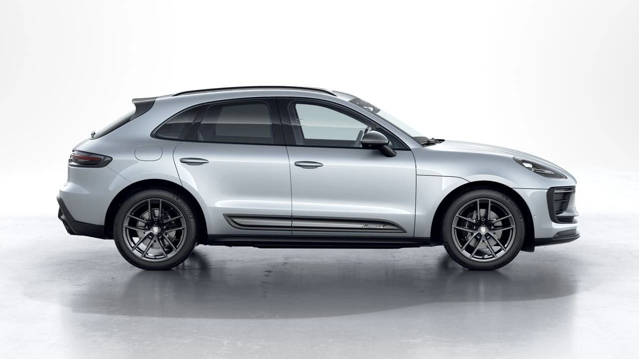 2026 Porsche Macan T - Image 6 of 10