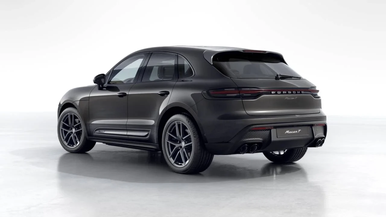 2026 Porsche Macan T - Image 3 of 10