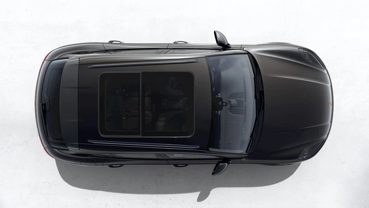 2026 Porsche Macan T - Image 5 of 10