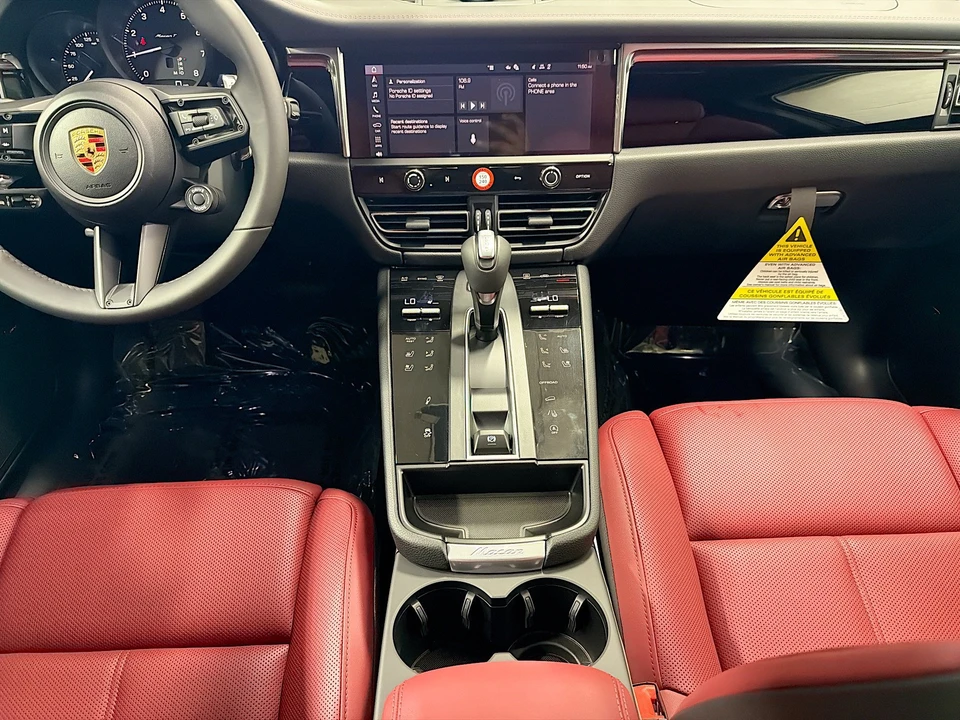 2026 Porsche Macan T - Image 19 of 31