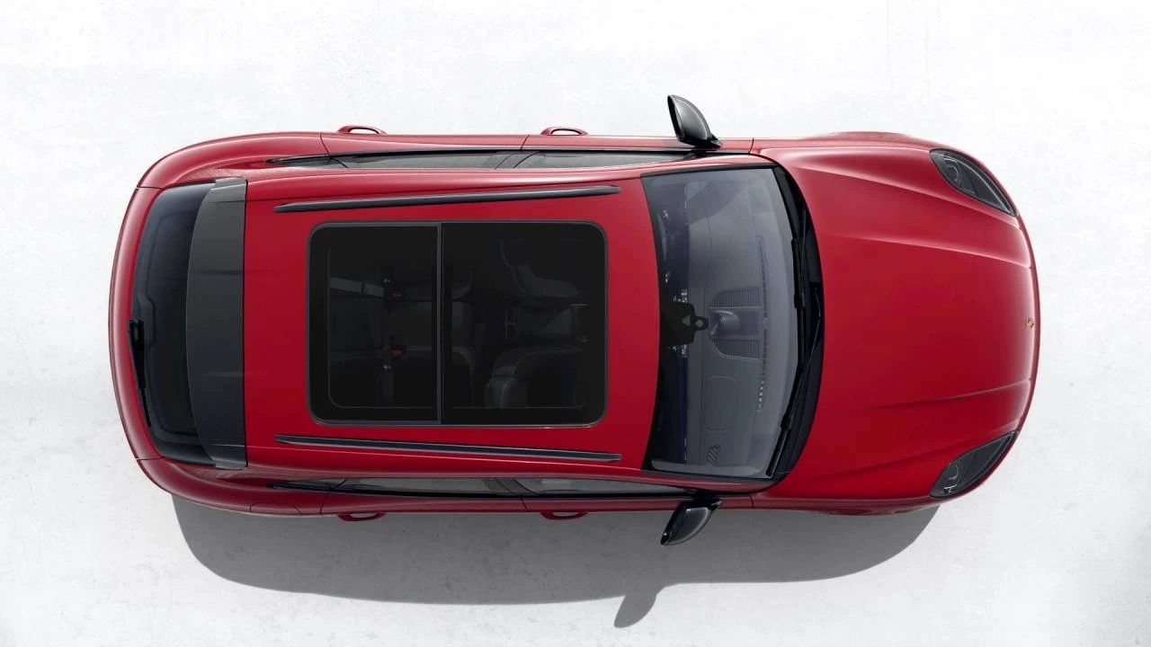 2026 Porsche Macan T - Image 5 of 10