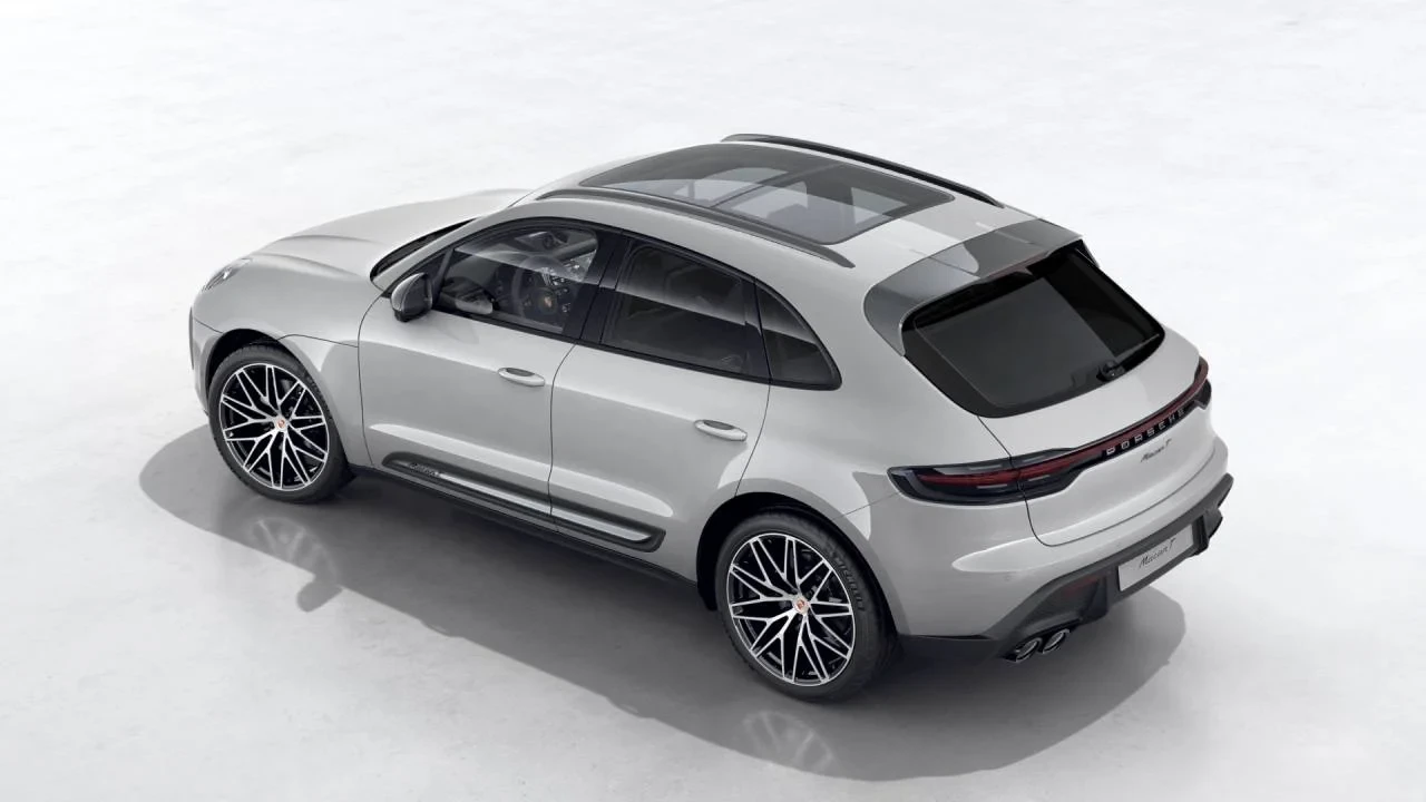 2026 Porsche Macan T - Image 4 of 10