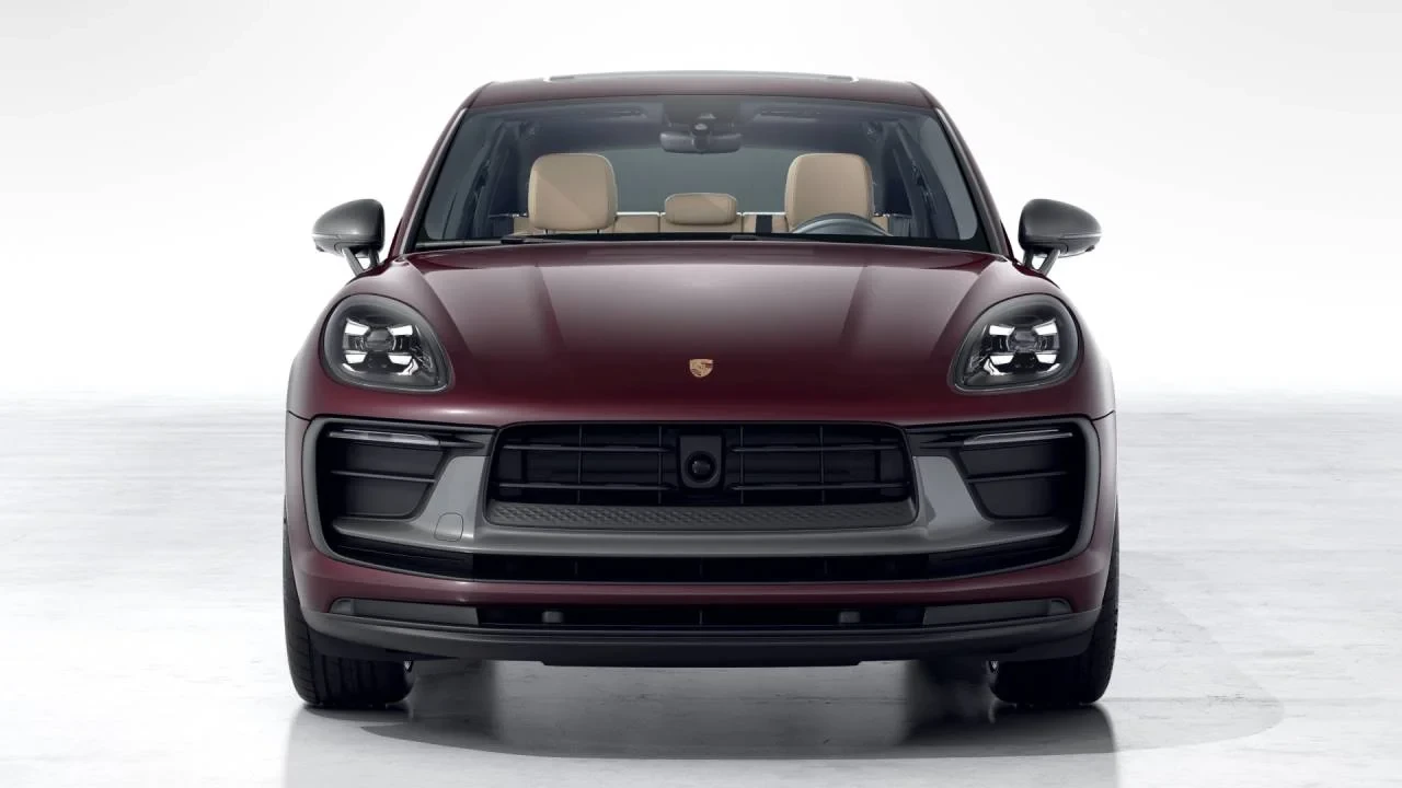 2026 Porsche Macan T - Image 8 of 10