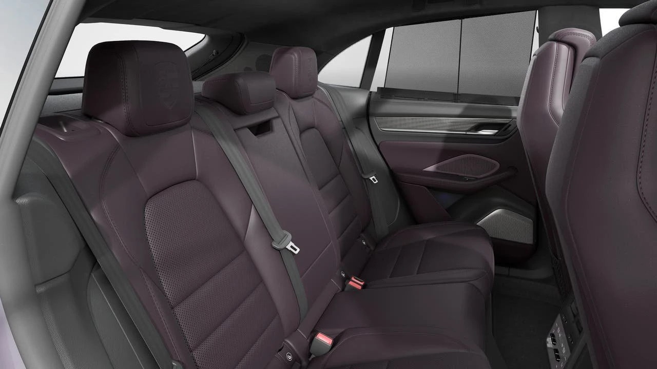 2026 Porsche Macan Electric - Image 13 of 14