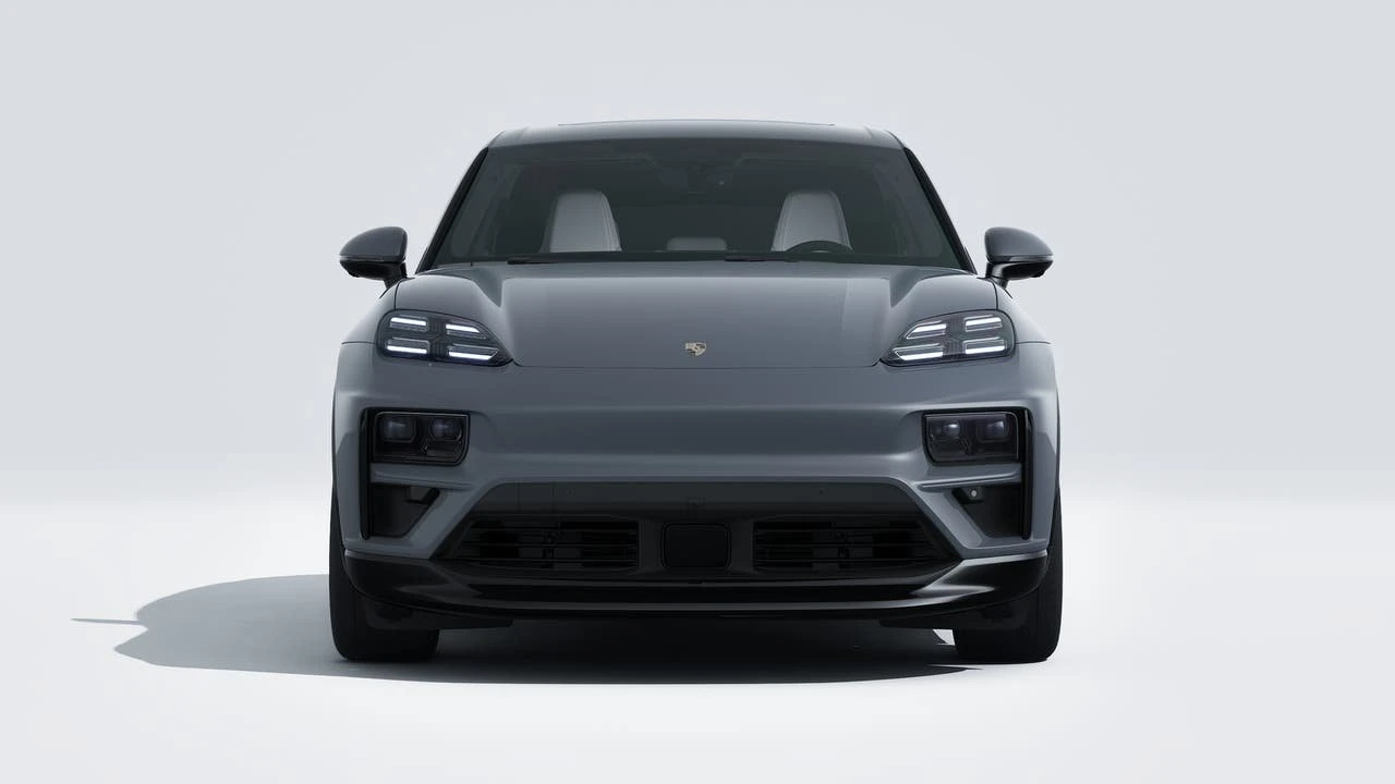 2026 Porsche Macan Electric - Image 8 of 14