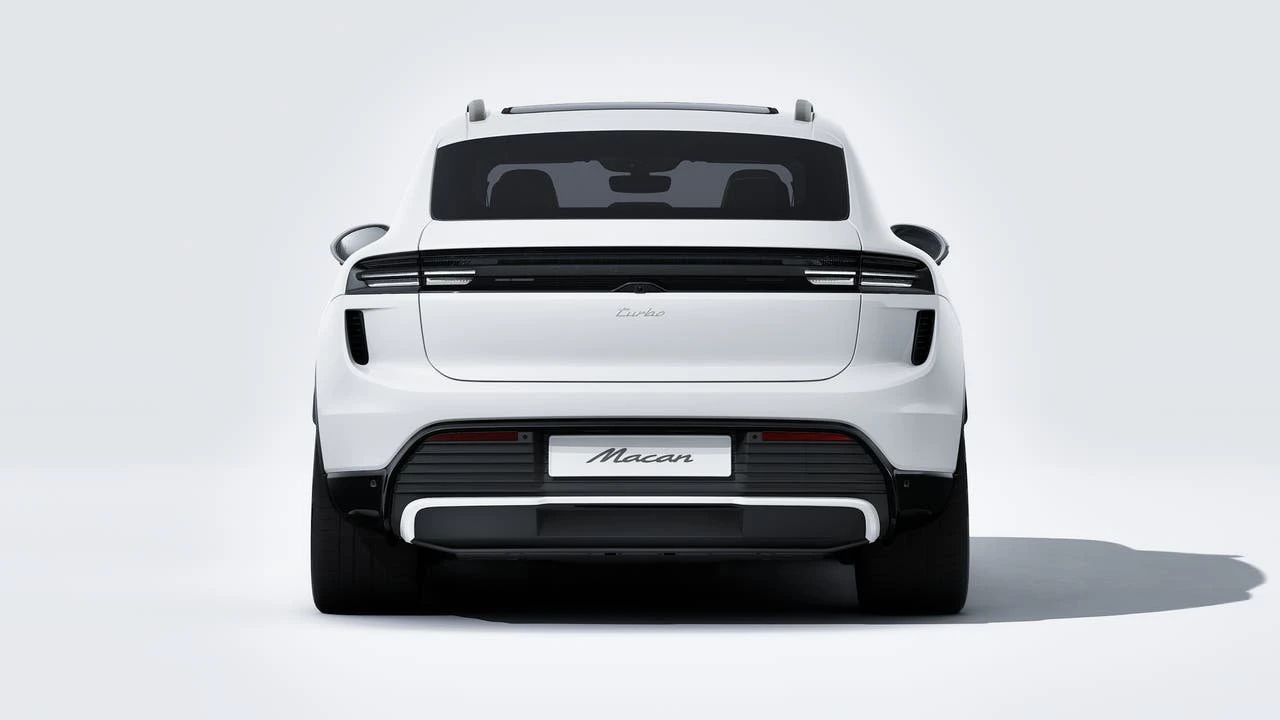 2026 Porsche Macan Electric - Image 7 of 14