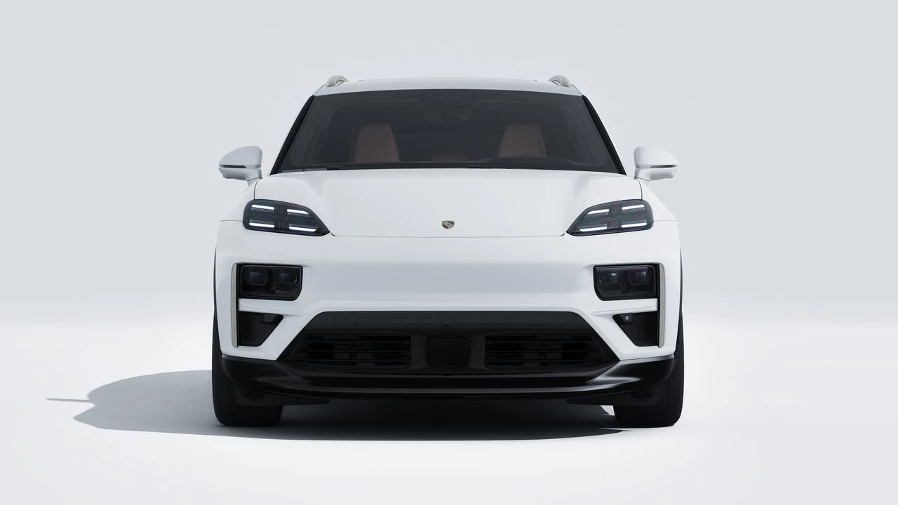 2026 Porsche Macan Electric - Image 8 of 14