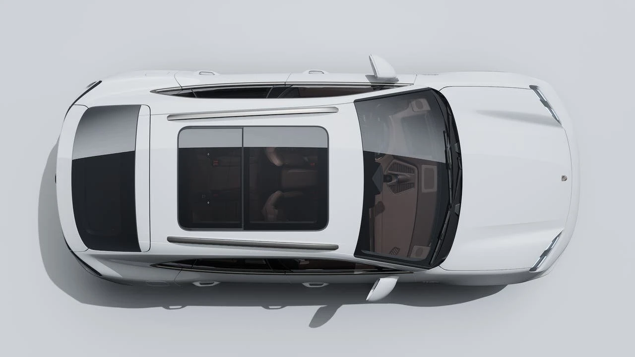 2026 Porsche Macan Electric - Image 5 of 14