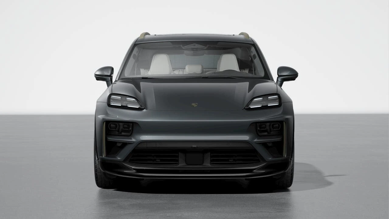 2026 Porsche Macan Electric - Image 8 of 10