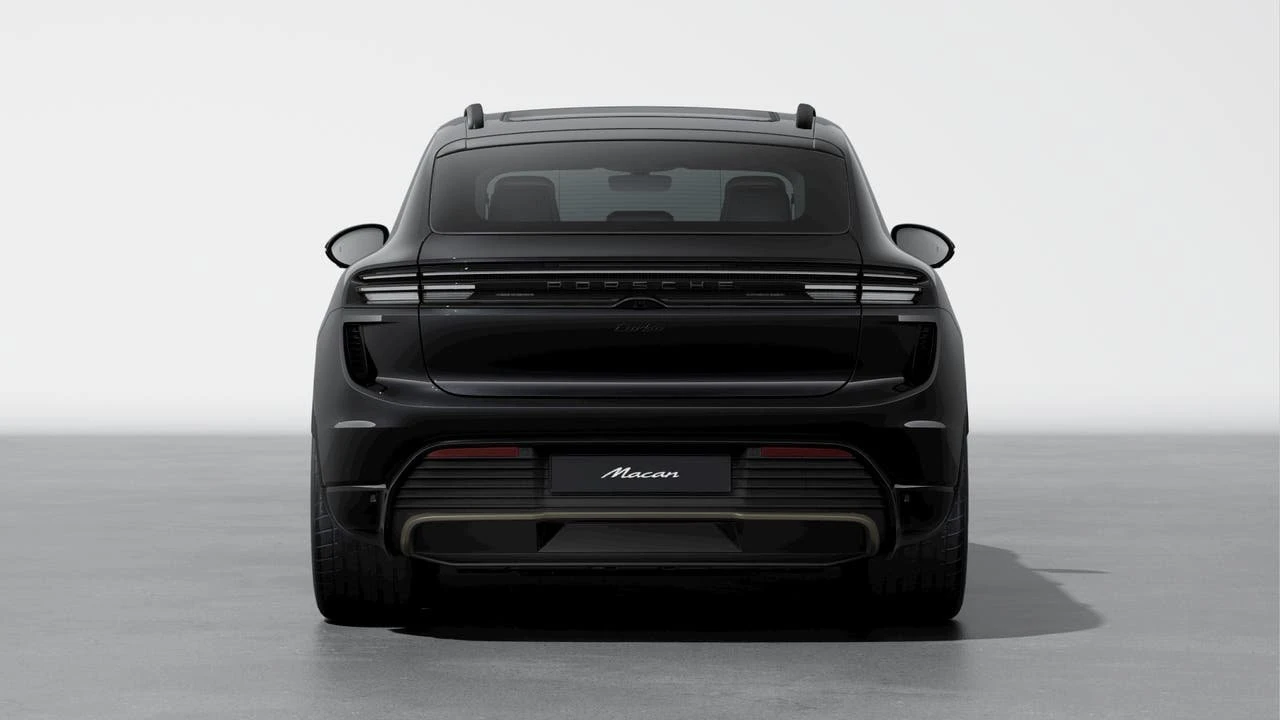 2026 Porsche Macan Electric - Image 7 of 10