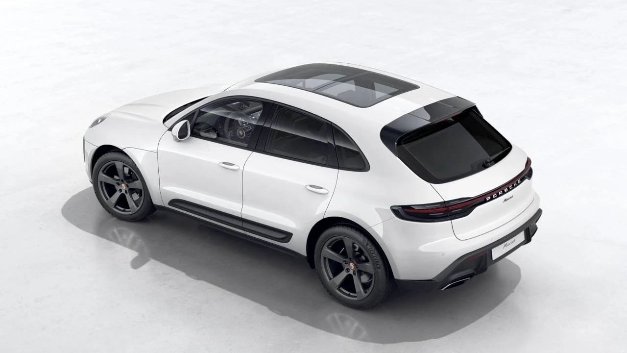 2026 Porsche Macan Electric - Image 4 of 10