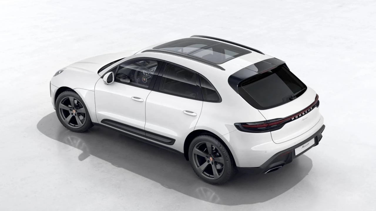 2026 Porsche Macan Electric - Image 4 of 10