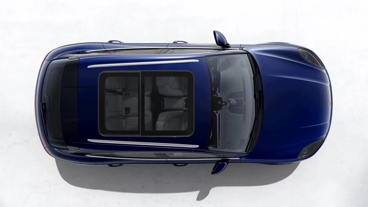 2026 Porsche Macan - Image 5 of 10