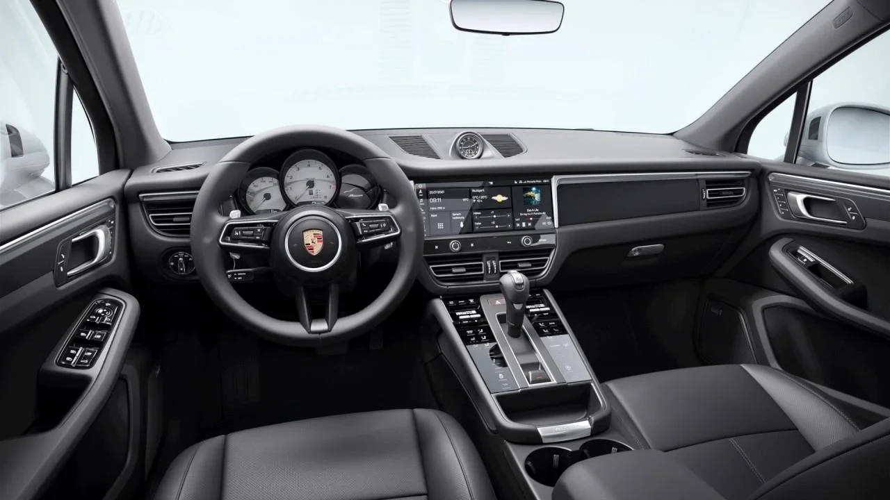 2026 Porsche Macan Electric - Image 9 of 10