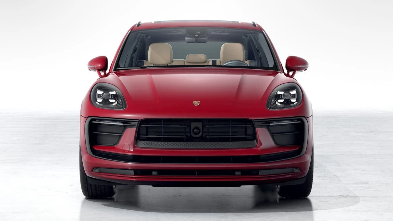 2026 Porsche Macan - Image 8 of 10