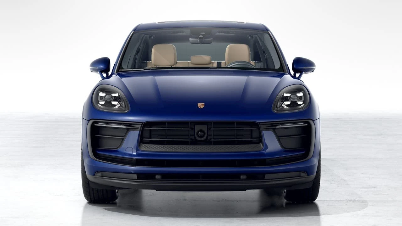 2026 Porsche Macan - Image 8 of 10