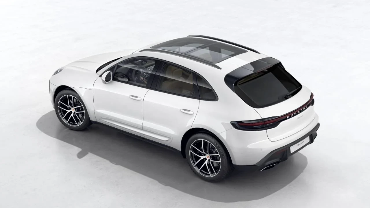 2026 Porsche Macan Electric - Image 4 of 10