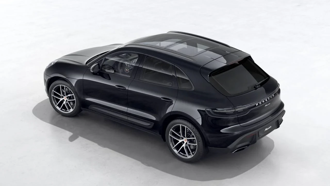 2026 Porsche Macan Electric - Image 4 of 10