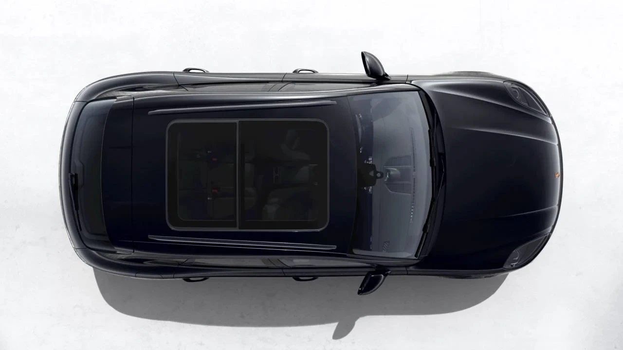 2026 Porsche Macan Electric - Image 5 of 10