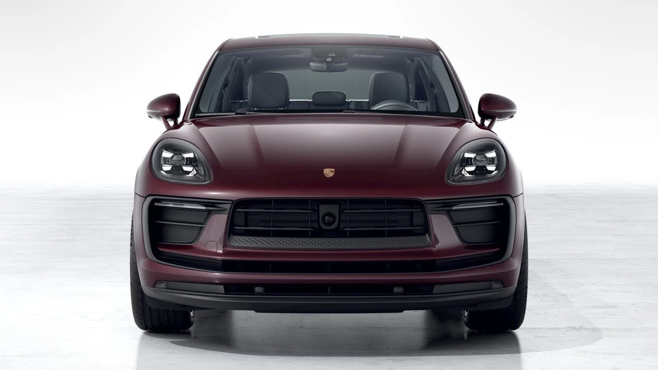 2026 Porsche Macan Electric - Image 8 of 10
