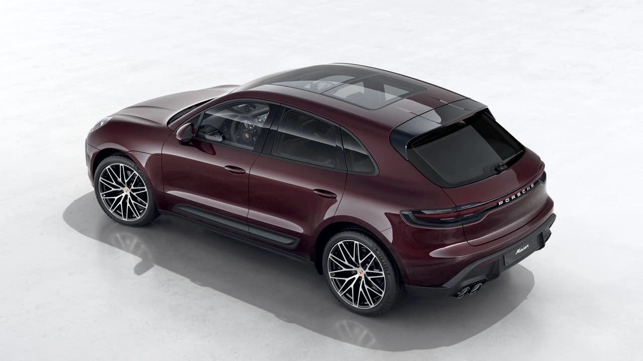 2026 Porsche Macan Electric - Image 4 of 10