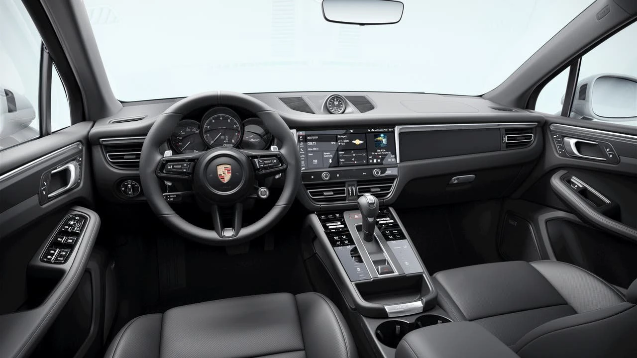 2026 Porsche Macan Electric - Image 9 of 10