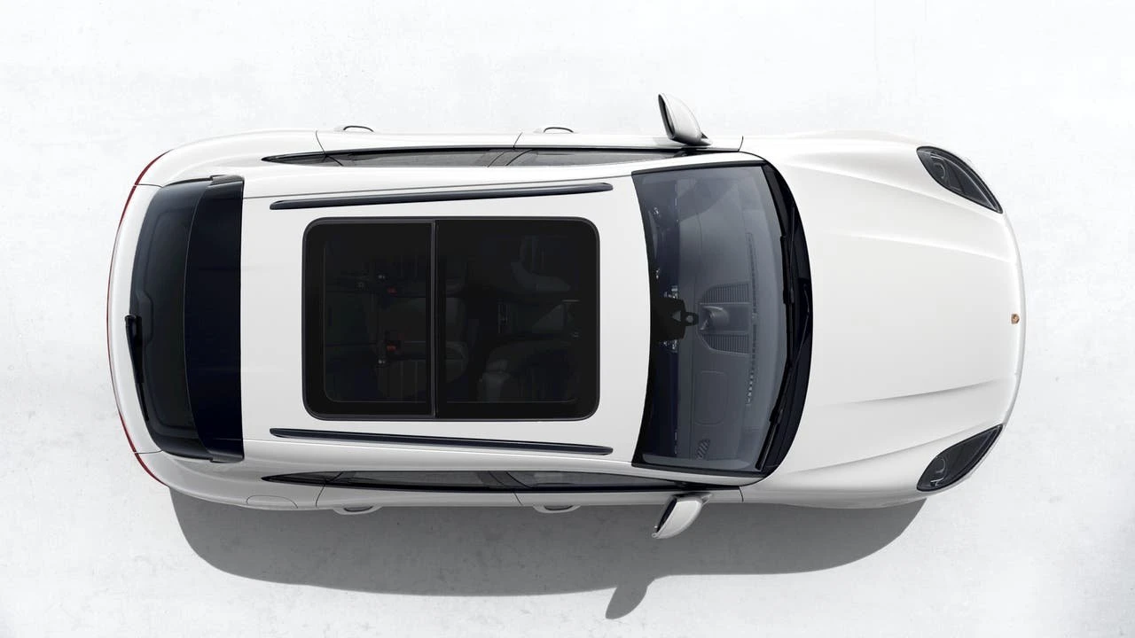 2026 Porsche Macan Electric - Image 5 of 10