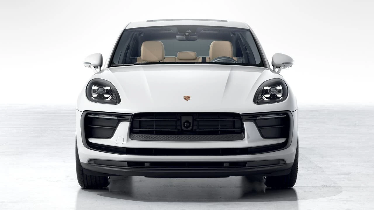 2026 Porsche Macan Electric - Image 8 of 10