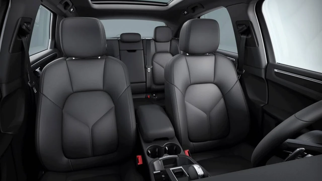 2026 Porsche Macan Electric - Image 10 of 10