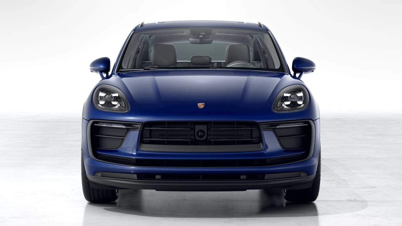 2026 Porsche Macan Electric - Image 8 of 10