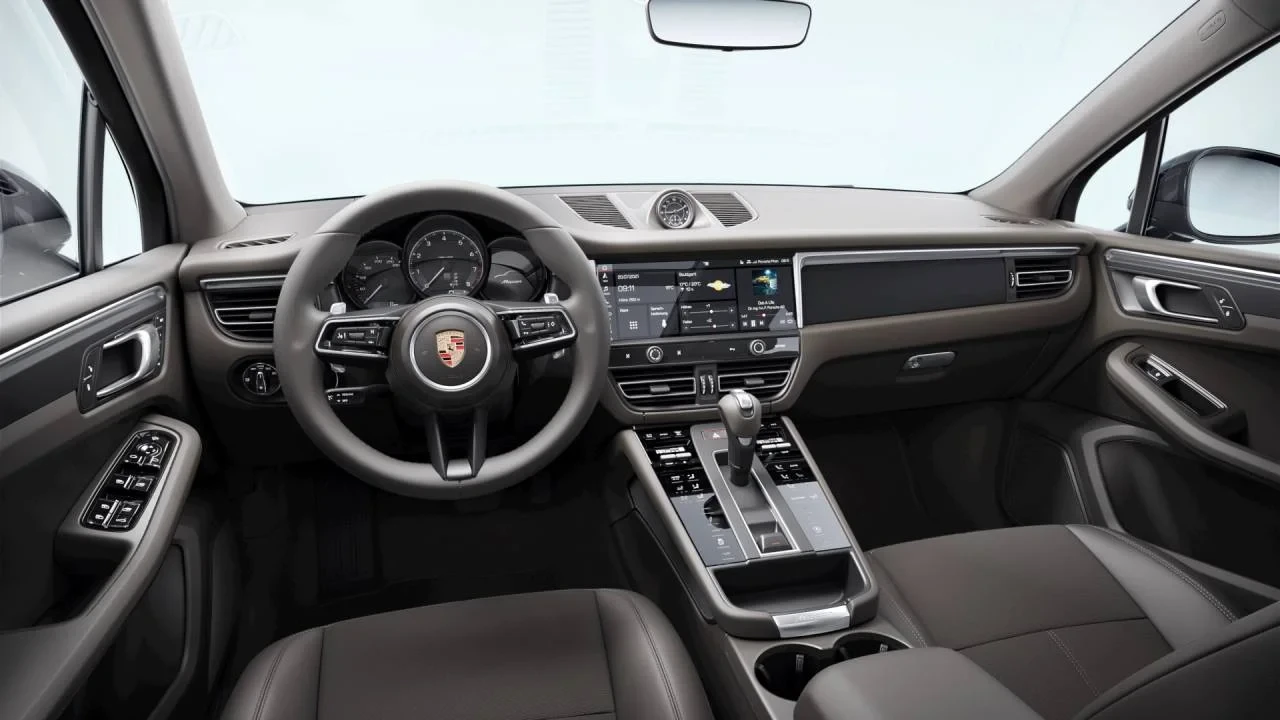 2026 Porsche Macan Electric - Image 9 of 10