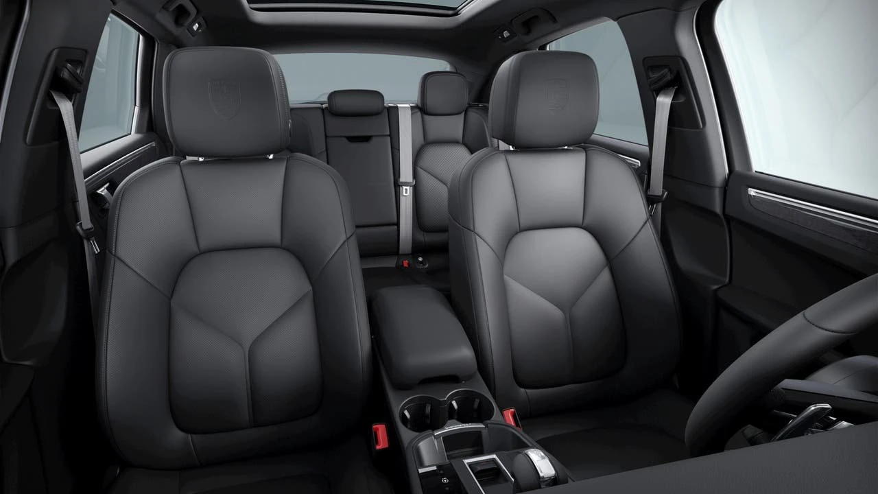 2026 Porsche Macan Electric - Image 10 of 10