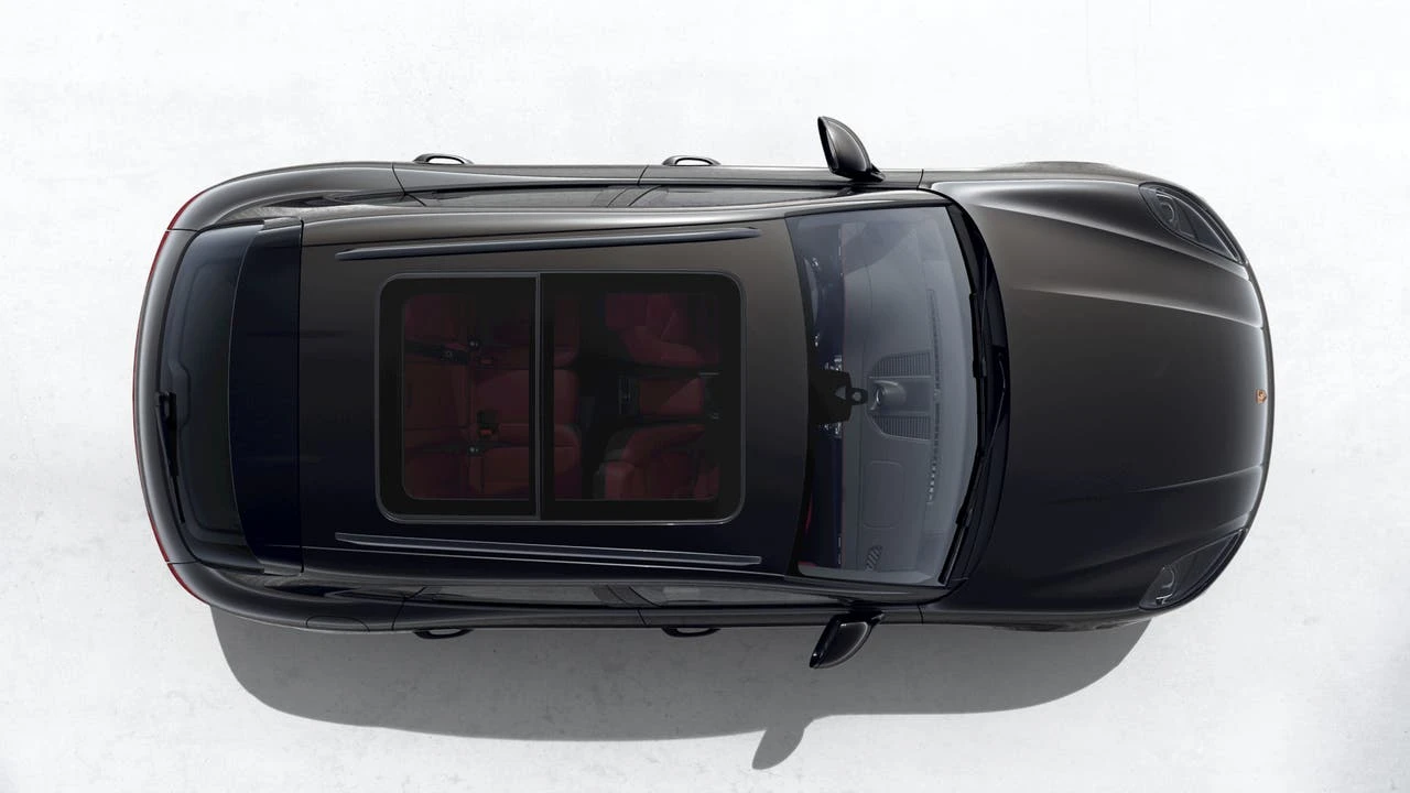 2026 Porsche Macan Electric - Image 5 of 10