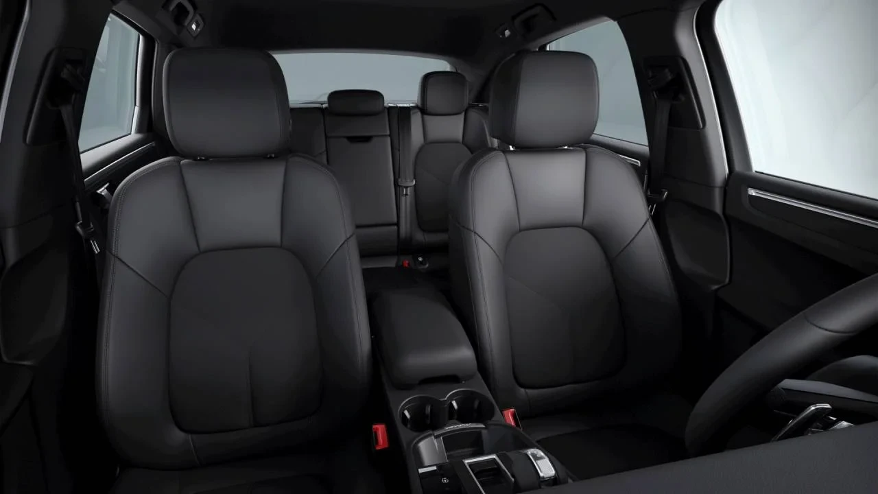 2026 Porsche Macan Electric - Image 10 of 10