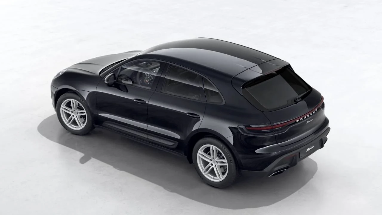2026 Porsche Macan Electric - Image 4 of 10