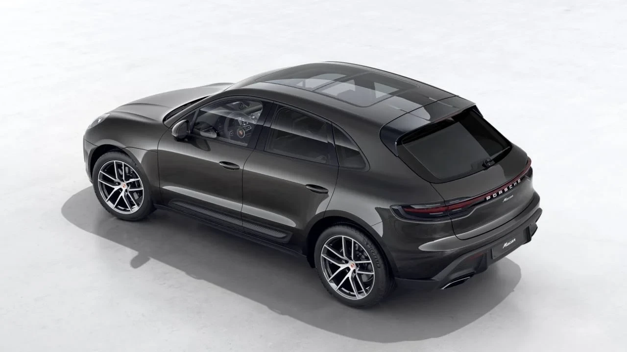 2026 Porsche Macan Electric - Image 4 of 10