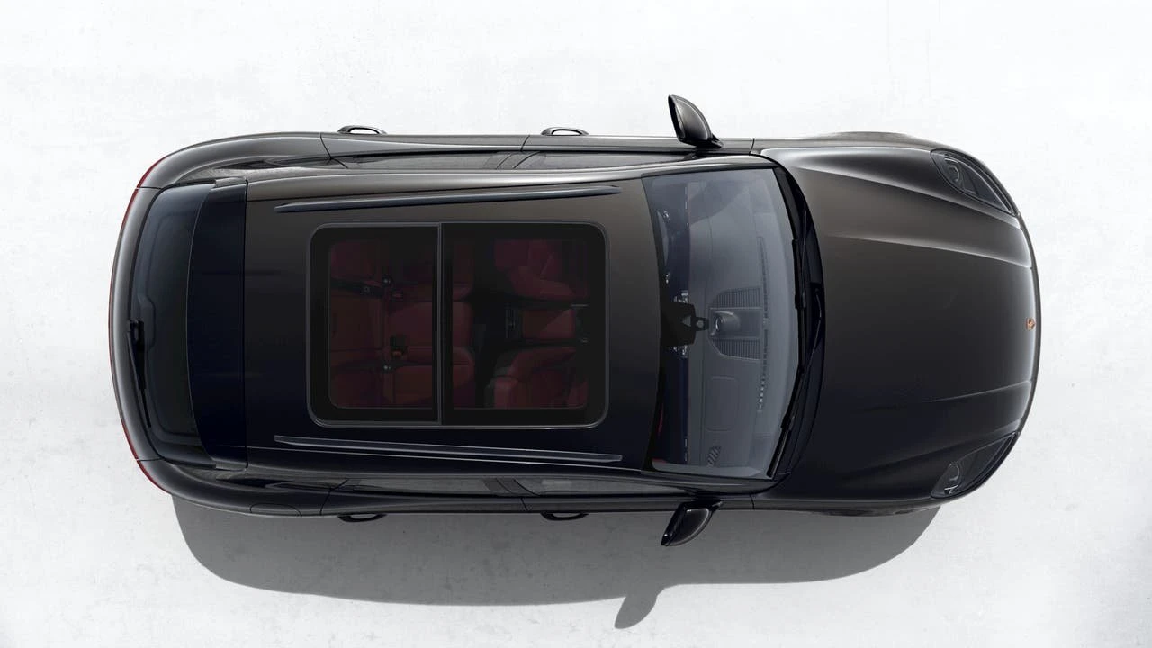 2026 Porsche Macan Electric - Image 5 of 10