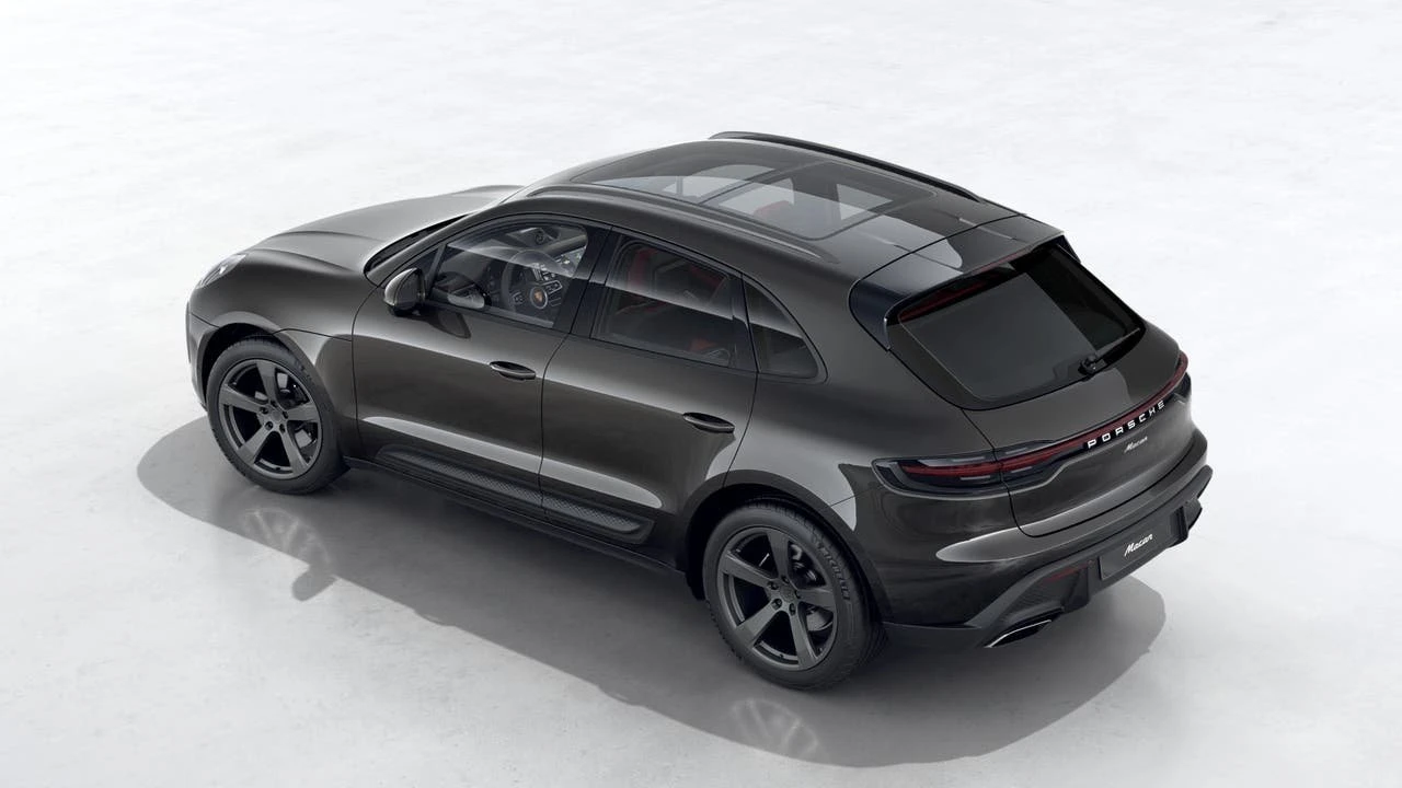 2026 Porsche Macan Electric - Image 4 of 10