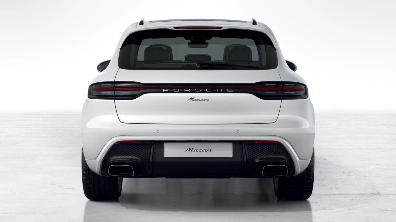 2026 Porsche Macan Electric - Image 7 of 10