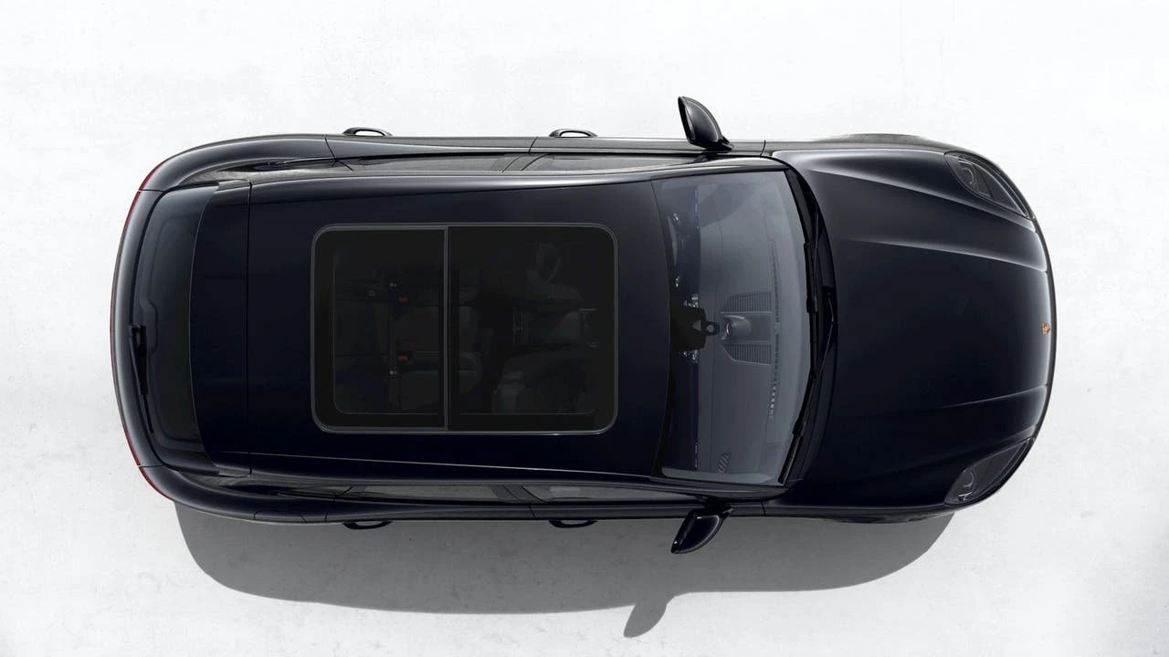 2026 Porsche Macan Electric - Image 5 of 10