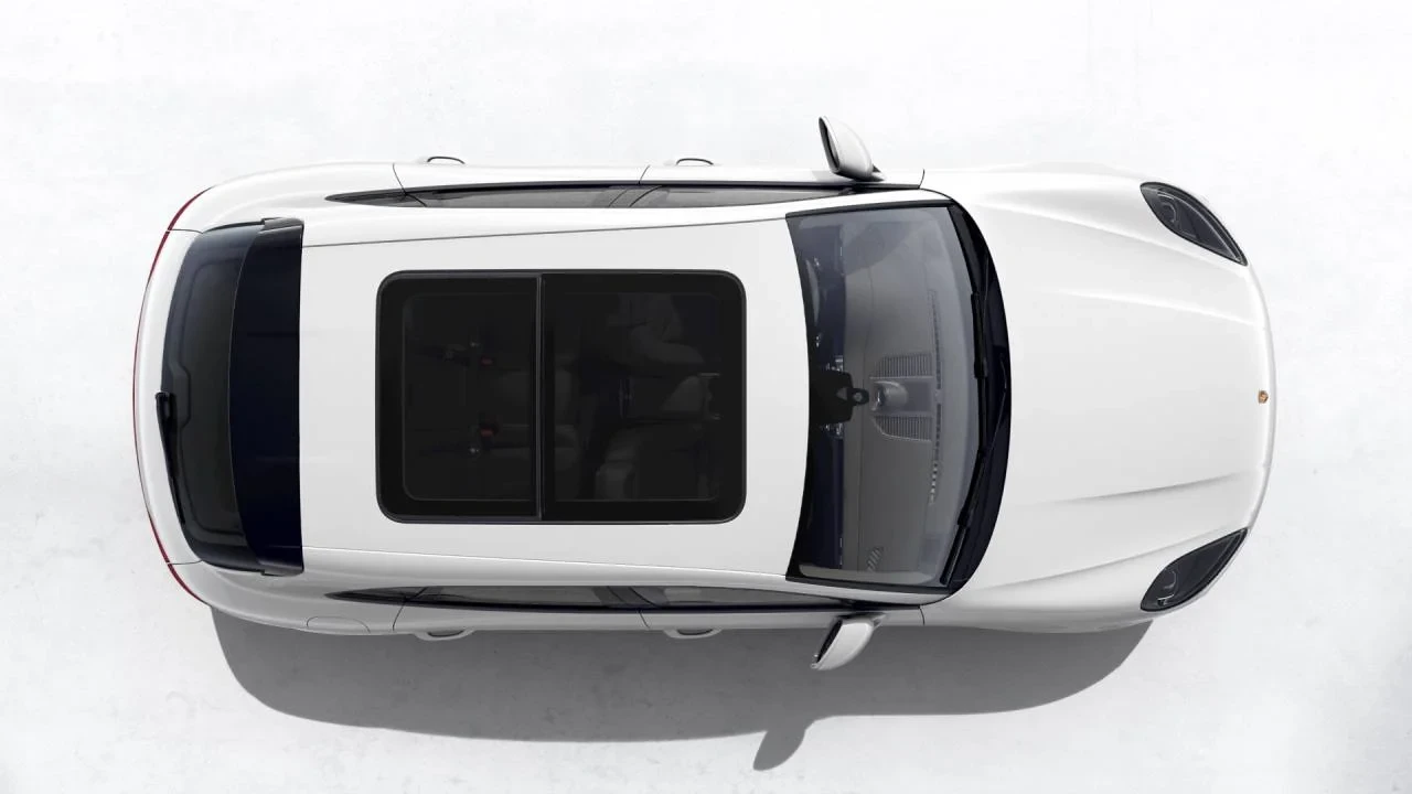 2026 Porsche Macan - Image 5 of 10