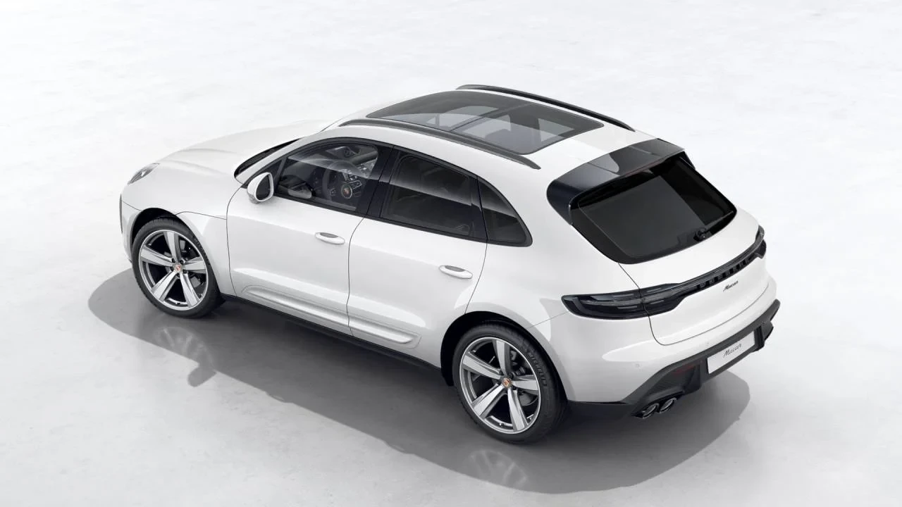 2026 Porsche Macan Electric - Image 4 of 10