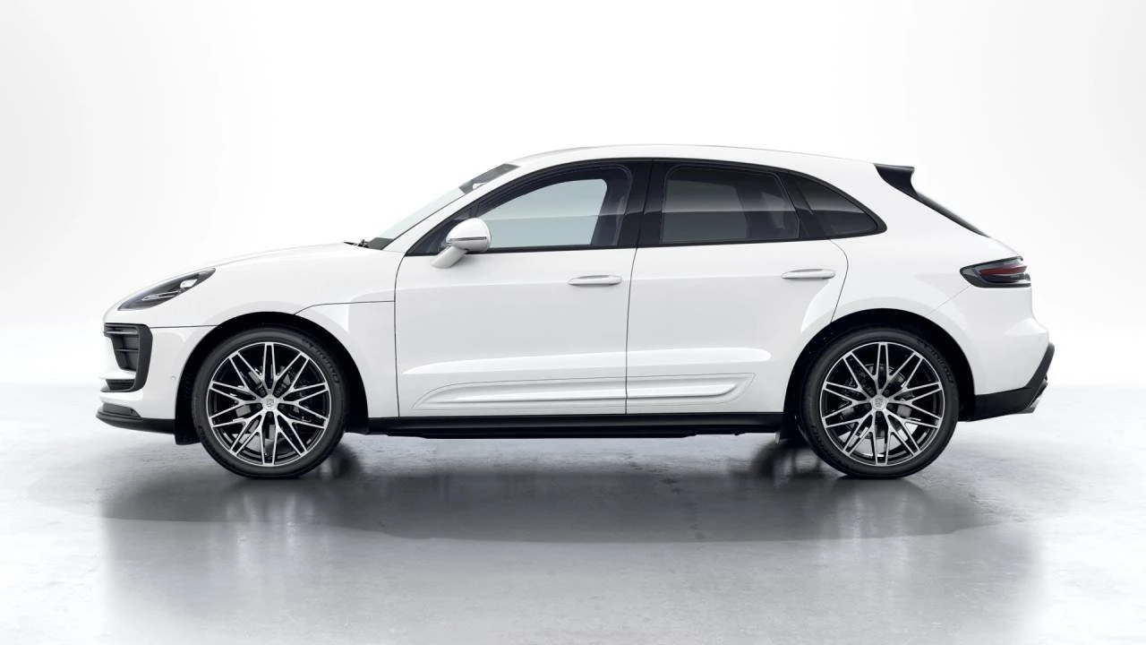 2026 Porsche Macan Electric - Image 2 of 10