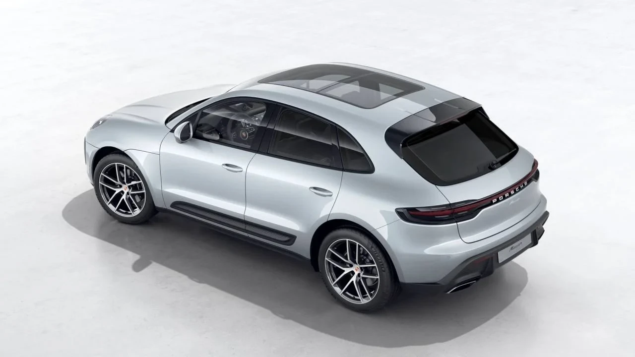 2026 Porsche Macan Electric - Image 4 of 10
