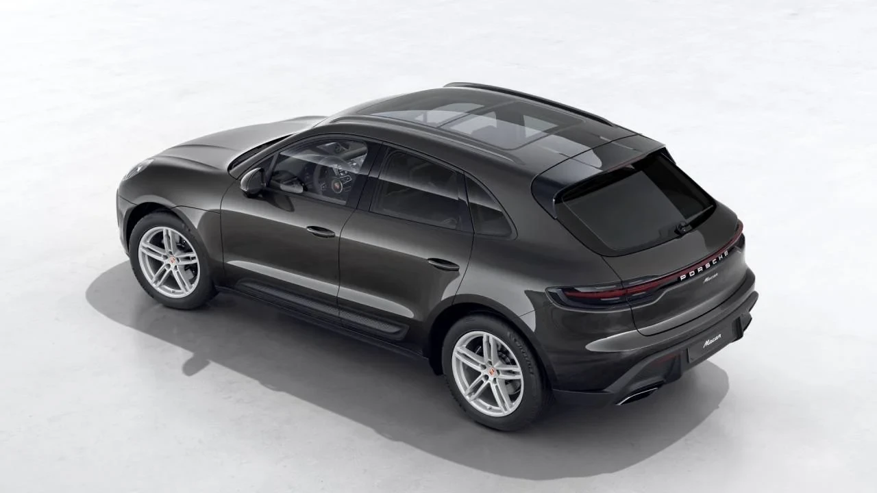 2026 Porsche Macan Electric - Image 4 of 10